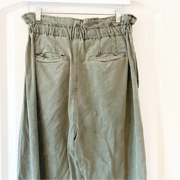 FREE PEOPLE Margate Pleated Paperbag Olive Green Relaxed Trousers - Picture 7 of 11